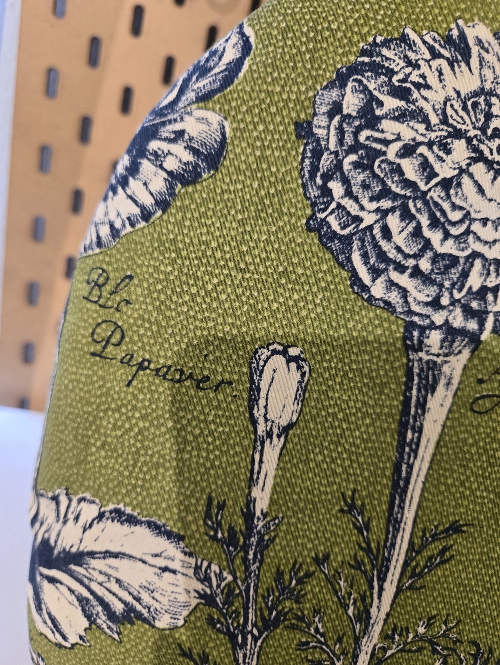 Ulster Weavers Portman Farm Tea Cosy Cozy Royal Horticultural Society Botanical - Picture 4 of 11